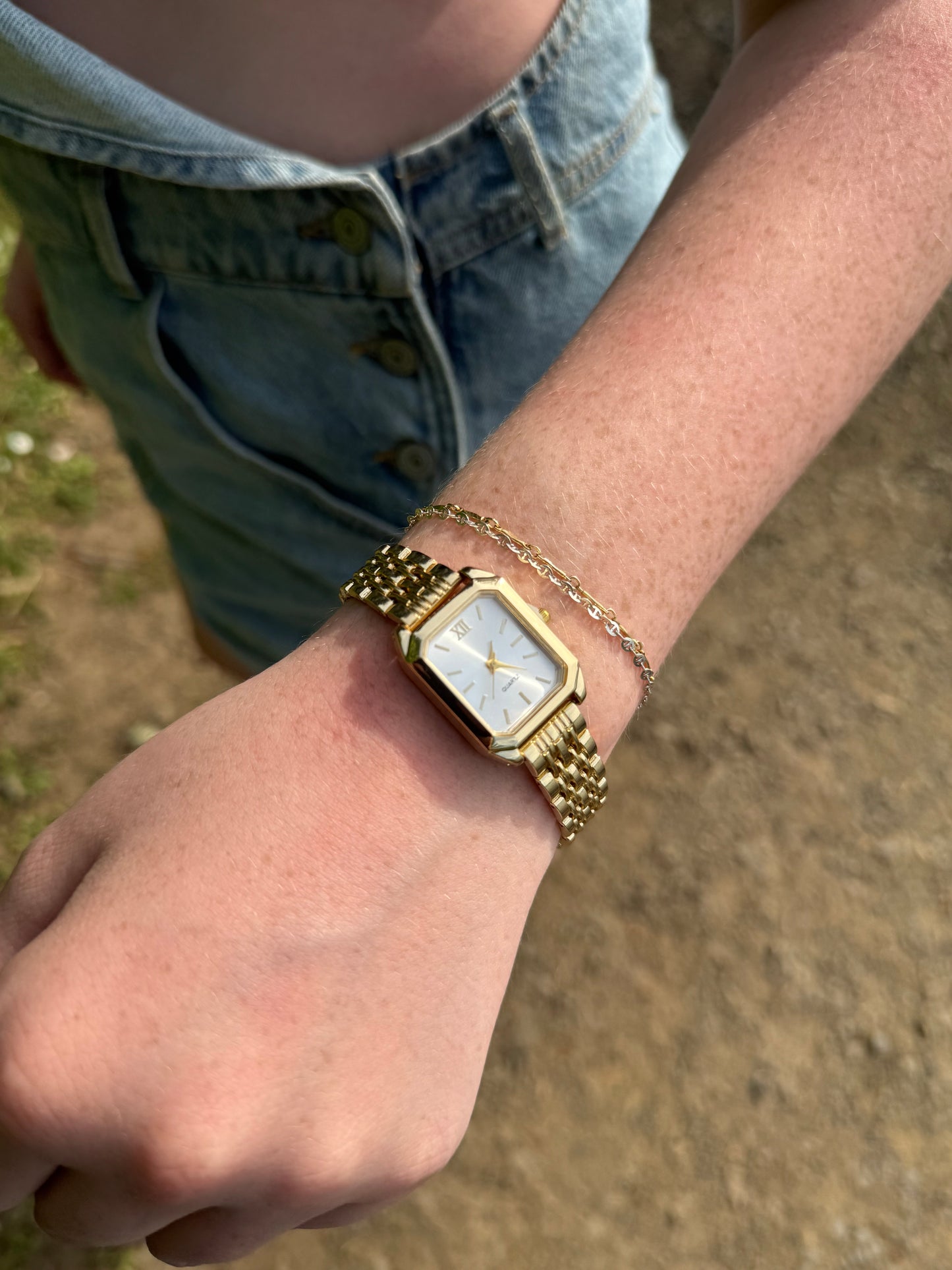 Women’s Gold Watch w/ Pearl White Center Watch