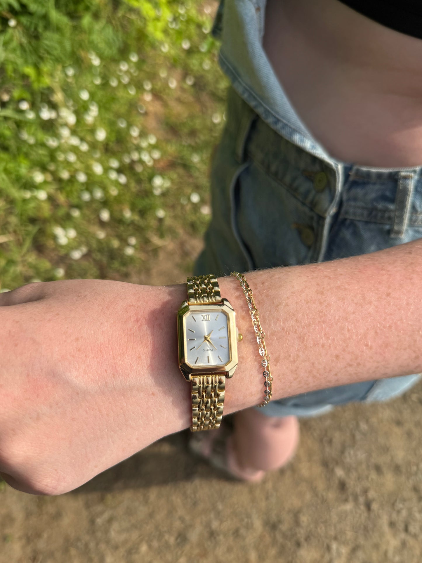 Women’s Gold Watch w/ Pearl White Center Watch